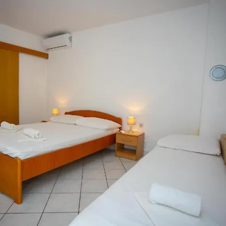 Apartment Goran 2 Baska Voda