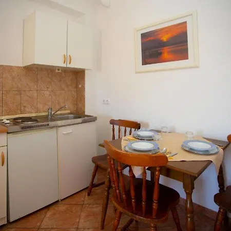 Goran 2 Apartment